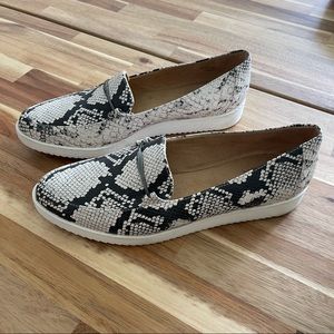 Naturalizer Snakeskin Ranger Slip on Sneaker Loafer